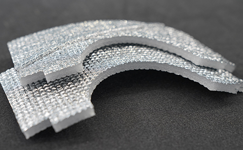 振動刀切割鋁箔保溫棉